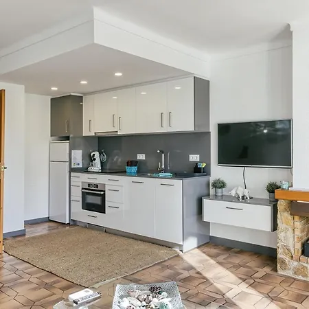 Sunrise D-luxe Apartman